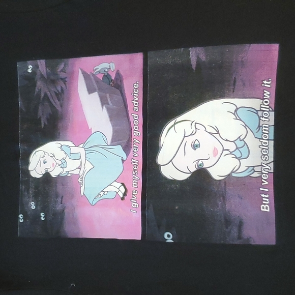 Alice in Wonderland black short sleeve  graphic tee Lg. Disney WDW Cheshire Cat - Picture 2 of 5